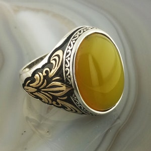 Anel masculino feito à mão em prata esterlina: pedra amarela oval, design tulipa