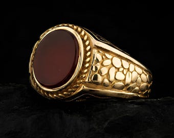 Anillo de sello de piedra de ágata redonda en oro de 14 k con banda texturizada
