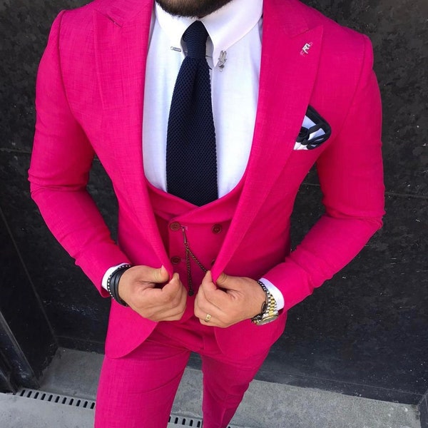 PINK MENS SUIT, Three Piece Suit, Achieve a Polished and Modern Look with this Double-Slit Collar and Pointed Collar Suit For Men