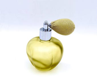 Frosted Pearl Gold Vintage Crystal Atomizer with Classic Bulb