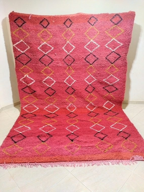 Beautiful and attractive traditional red carpet، Sizes 291*200