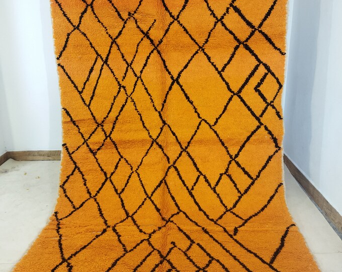 carpet beni ouarin with yellow color, Berber carpet, azilal rug, tapijt, wall tapistry vintage 304 cm * 186cm