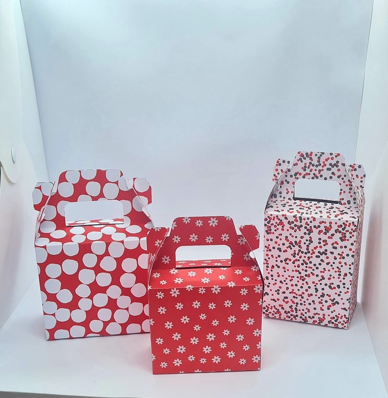 Download Party Boxes Gable Box Svg For Cricut Maker Square Box Template For Gift Or Packaging Wedding 3 Different Sizes Included Digital Download Art Collectibles Drawing Illustration Jesuskidsng Org