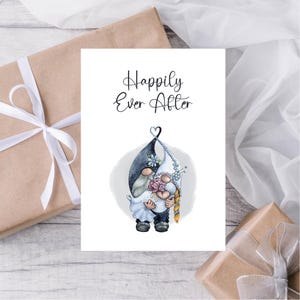 Biglietto di auguri con gnomi nuziali, biglietto con gnomi sposa e sposo, "E vissero tutti felici e contenti", biglietto di auguri per il signor e la signora, download immediato, stampabile