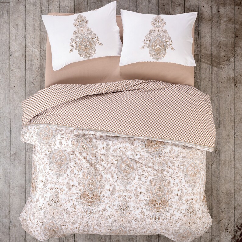 Beige in Parsley Duvet Cover Set, Queen Size, 1 Duvet Cover, 1 Fitted Sheet and 2 Pillowcases, Hypoallergenic, Breathable shops Bedding Set