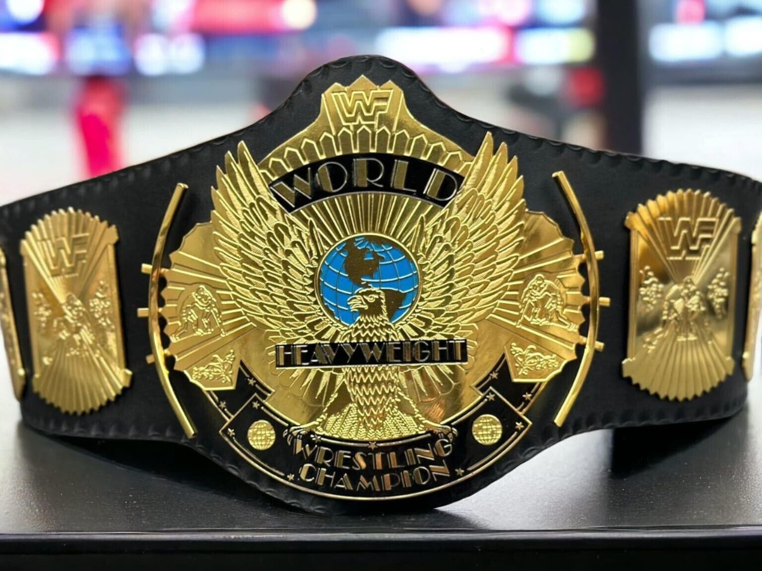 【新品・未使用】 AEW タッグチーム チャンピオン トイベルト Amazon.co.jp: AEW World Tag Team Championshipベルト - 本物の