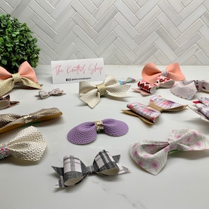 Grab Bag Bows (10 bows) / hair accessories / baby headbands / baby bow clips / newborn photography props / girl baby shower / baby gift