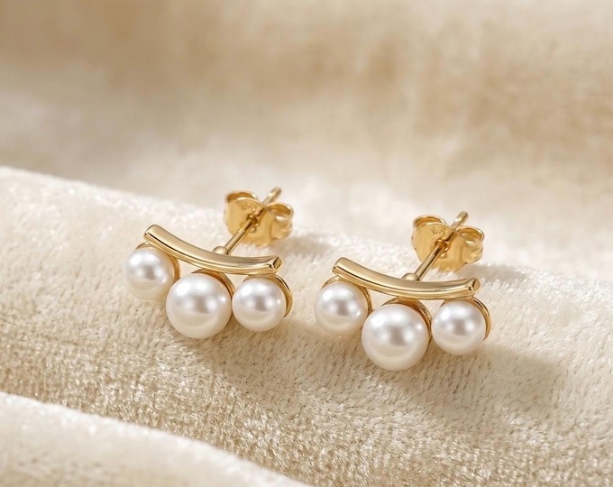 Balance Bar Pearl Stud Earrings