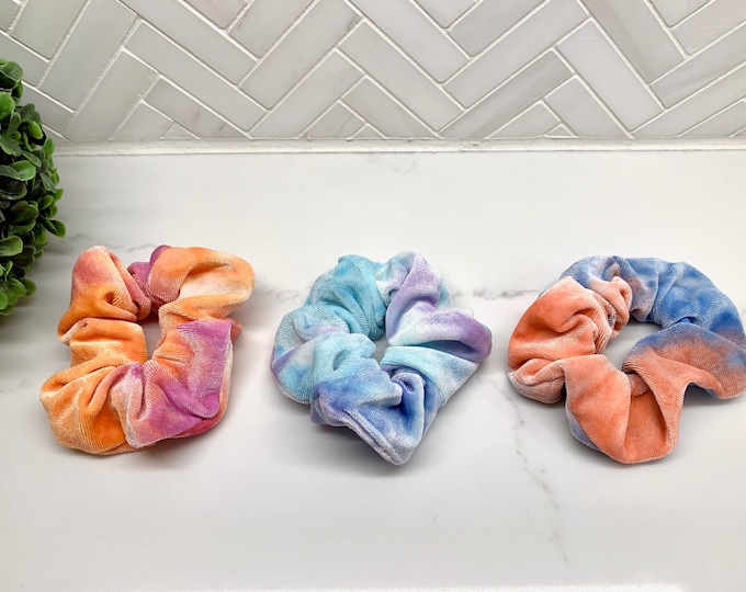 Velvet Tie Dye Hair Scrunchie