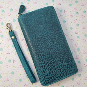 Brown Embossed Leather wallet Women Red Zipper Wallet Women Exotic Leather Wallet Floral Womens Zip Round Wallet Green Ladies wallet Gifts