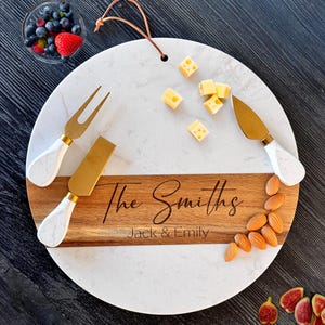 Personalized Charcuterie Board Gift Set, Marble and Wood Cutting Board, Hostess Gift for Couple, Wedding Gift, Engraved Engagement Gift