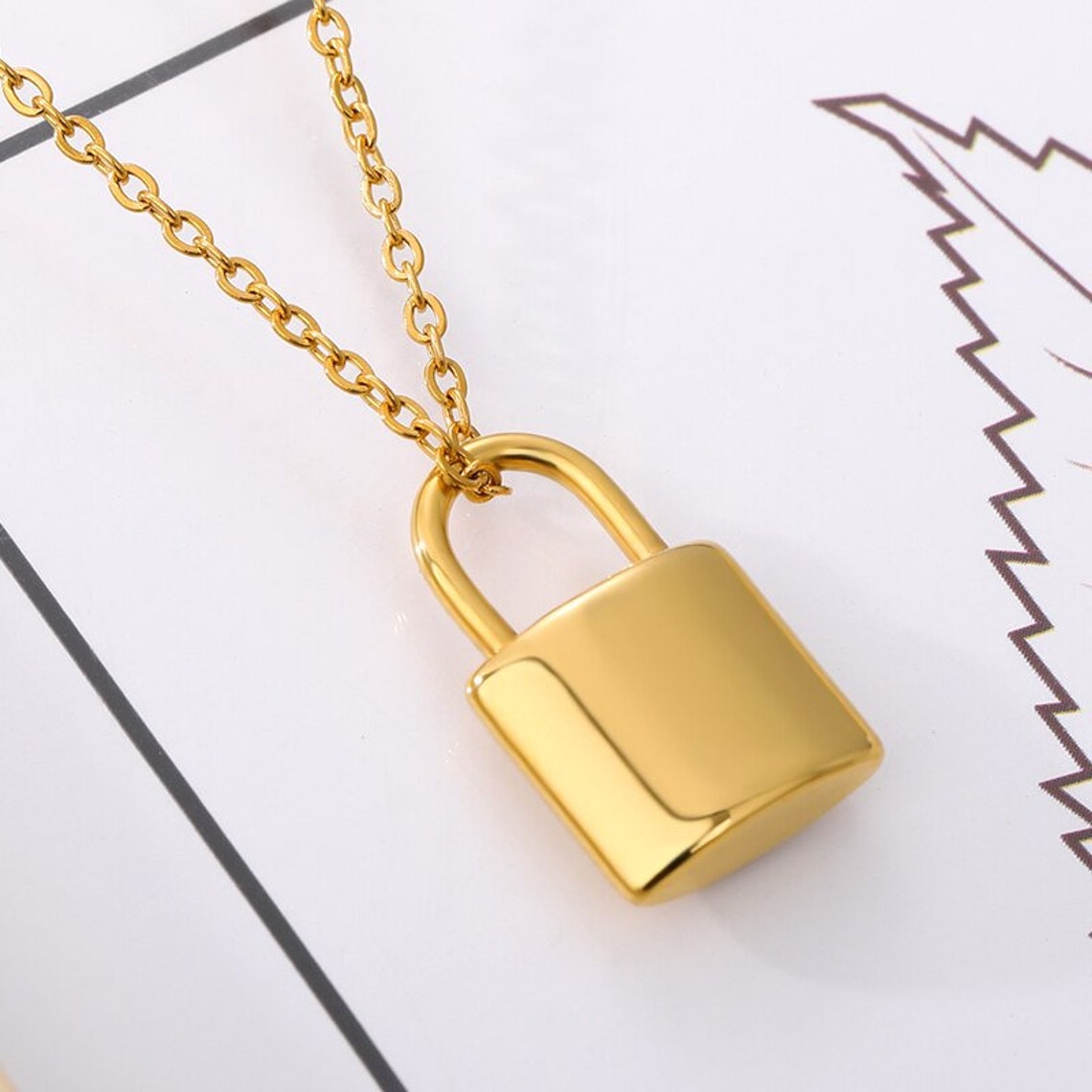 Gold Padlock Necklace Dainty Necklace Pad Lock Pendant Locker Etsy
