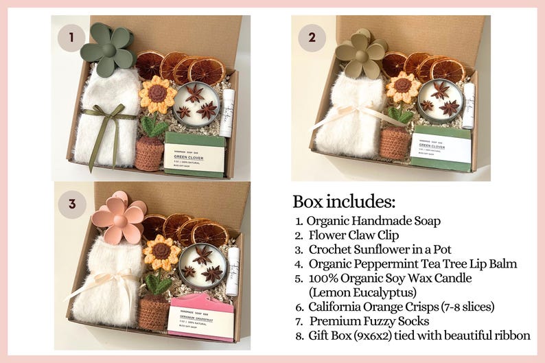 K&ouml;nnte beinhalten: Drei Geschenkboxen mit einer wei&szlig;en, flauschigen Socke, einer geh&auml;kelten Sonnenblume im Topf, einer Kerze, getrockneten Orangenscheiben und einer Blumenklammer. Die Boxen sind mit 1, 2 und 3 beschriftet. Der Text "Box includes:" ist mit acht Artikeln aufgelistet.
