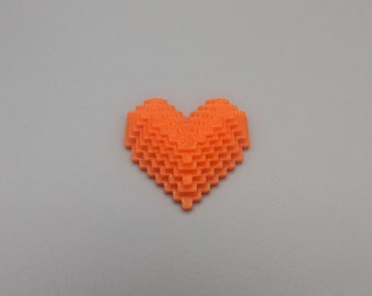 Pixel heart magnets (4 count)
