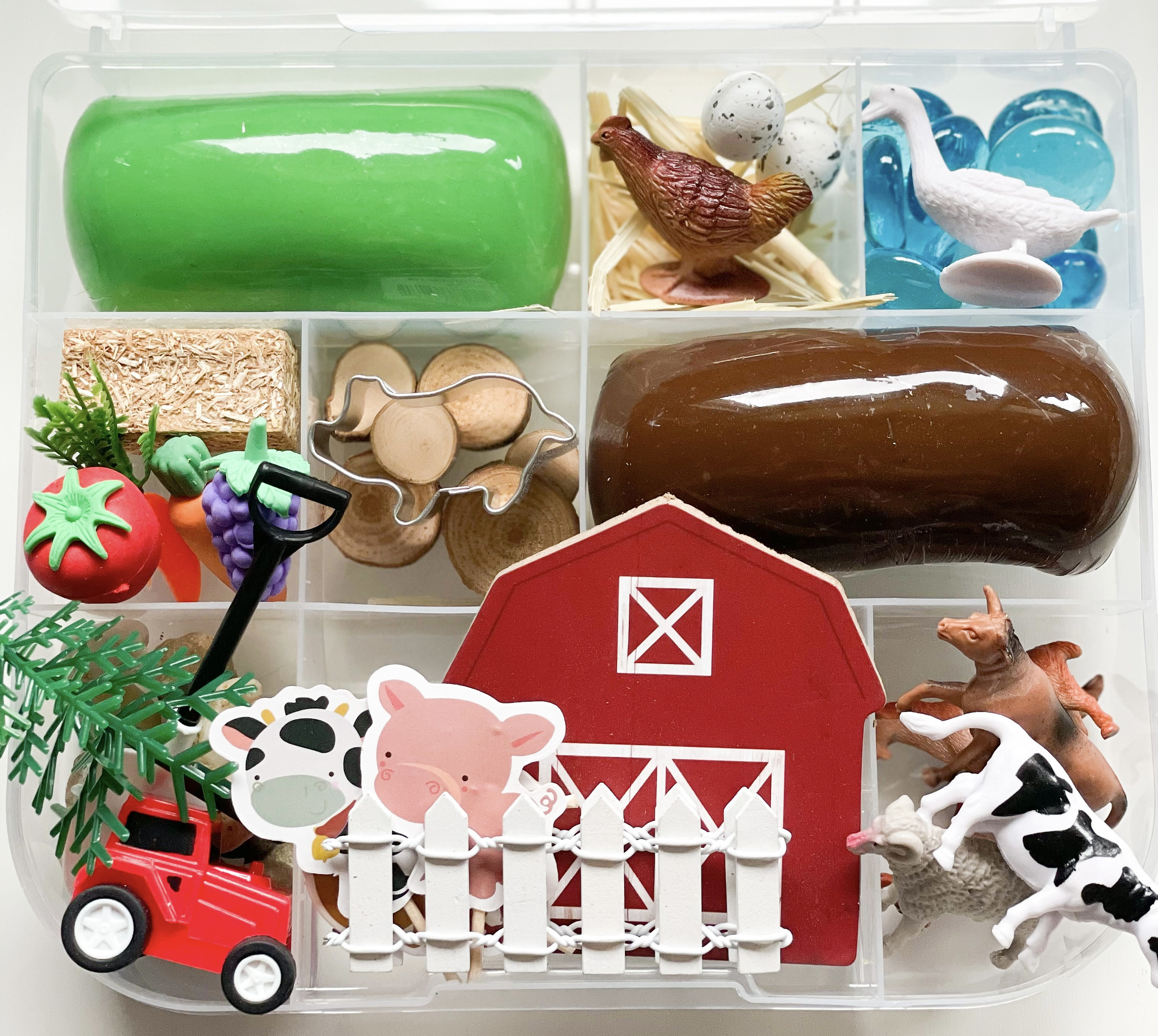 Farm Animals Playdough Sets for Ages Kids 4-8, Playdough Kit Farm Animal  Toys, Playdough Tool Set Safe & Non-Toxic Play Dough Toys Gifts for Kids  4-6