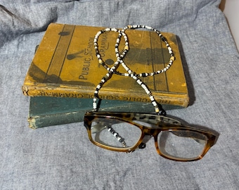Neutral Colors Seed Bead Glasses Chain, Earbud Cord Accessory, Handmade Tech Jewelry, Geek Jewelry, Reading Accessory, Geek Gift, Book Gift