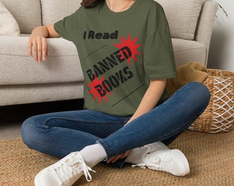 I Read Banned Books T-Shirt Spray Paint Version | Banned Books Shirt