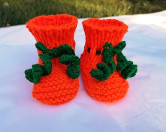 Halloween Pumpkin Baby Booties KNITTING  PATTERN - Halloween Festival Baby Costume , sock knitting pattern