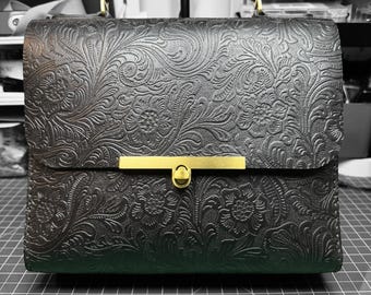 Embossed Vegetable Tan Leather Shoulder Bag – Handmade Floral Detail Handbag