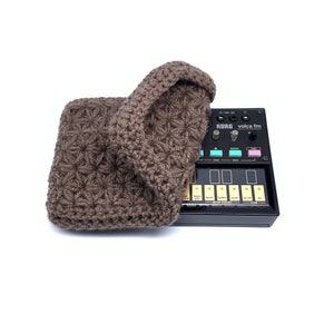 Jasmine stitch crochet dust cover for Korg Volca series modules