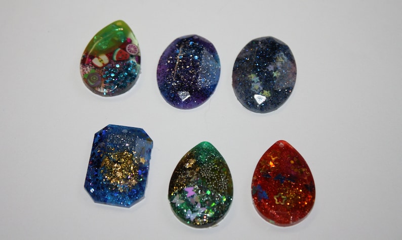 Set of 6 UV resin pendants for jewelry making blue green red