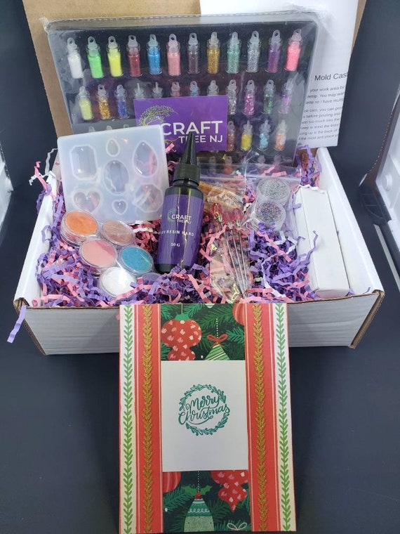 UV Resin Craft Kit Gift Box, Craft Supplies Starter Set for Artists 