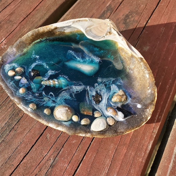 Resin Ocean Shell Ring Dish, Beach Art Trinket Dish in Natural Clam Shell From the New Jersey Shore