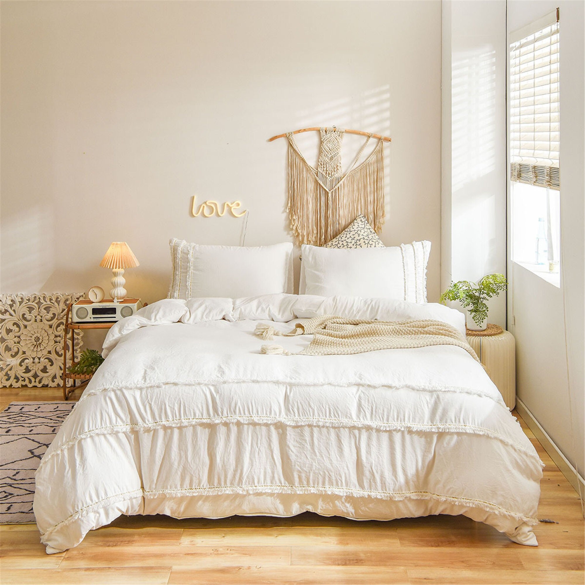 Ivory Bohemian Vintage Duvet Cover.bed 
