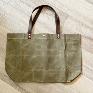 Large Waxed Canvas Tote Bag Eco Friendly Reusable Shopping Bag Heavy Duty Vintage Rustic Heritage Hand Bag Minimalist Green