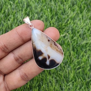 Natural Banded Agate Gemstone Pendant, Necklace Pendant, Agate Pendant, Vintage Necklace Pendant Bezel Pendant, Silver Plated Pendant