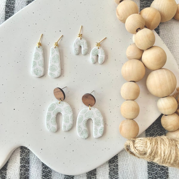 Monstera Clay Earrings, Monstera Earrings, Botanical Clay Earrings, Botanical Earrings, Leaf Clay Earrings, Leaf Earrings, Beach Earrings