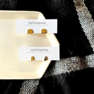 Gold Ghost Earrings, Ghost Stud Earrings, Ghost Studs, Gold Studs, Halloween Earrings, Halloween Studs, Ghost Earrings, Gold Stud Earrings