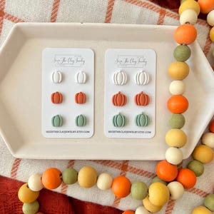 Classic Pumpkin Studs, Pumpkin Clay Studs, Pumpkin Clay Earrings, Pumpkin Studs, Pumpkin Earrings, Fall Clay Earrings, Fall Earrings