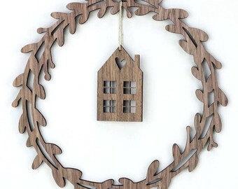 Scandinavian leaf wreath | Wooden wreath | Christmas | Housewarming gift | Door wreath | Minimalist decoration | Christmas gift