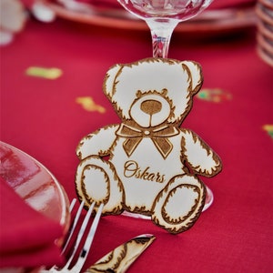 Orso, orsacchiotto, segnaposto animali, segnaposto personalizzati, segnaposto animali incisi, regalo, animale domestico, festa, celebrazione, incisione, decorazione
