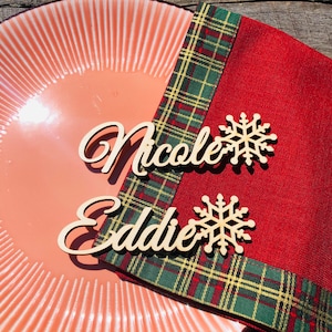 Segnaposto con fiocco di neve, Segnaposto per matrimonio, Nomi personalizzati tagliati al laser, Etichette con nome, Festa, Segnaposto natalizi personalizzati, Fiocco di neve natalizio