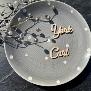 Marque-places, Marque-places de mariage, Prénoms personnalisés découpés au laser, Prénoms en bois découpés au laser, Plaques nominatives, Fête, Décoration, Cadeau, Plaques de dressage