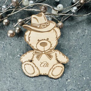 Cowboy Bear, orsacchiotto, cappello, fattoria, ranch, segnaposto personalizzati, segnaposto con animali incisi, animale domestico, festa, celebrazione, incisione, decorazione