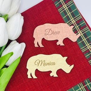 Plaatskaarten neushoorn, gegraveerde plaatskaarten voor dieren, viering, gravure, decoratie, safari, Afrika, dier, leeuw, giraf, olifant, dierentuin