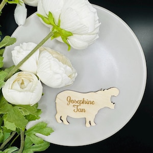 Segnaposto a forma di ippopotamo, segnaposto con animali incisi, animale domestico, celebrazione, incisione, decorazione, safari, Africa, safari, animale,