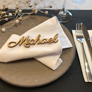Tarjetas de lugar, Tarjetas de lugar para bodas, Nombres personalizados cortados con láser, Nombres cortados con láser en madera, Etiquetas para nombres, Fiesta, Decoración, Regalo, Letreros para mesas
