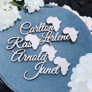 Segnaposto con Africa, pianeta, Segnaposto per matrimonio, Nomi personalizzati tagliati al laser, Legno, Decorazione, Segnali, Spazio, Pianeti, Galassia, Profilo dell'Africa