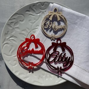 Decorazioni in legno di NATALE, cuore, bolle, decorazioni per l'albero di Natale, palline di Natale, decorazioni personalizzate, fiocchi di neve, Natale, segnaposto, decorazioni, nome