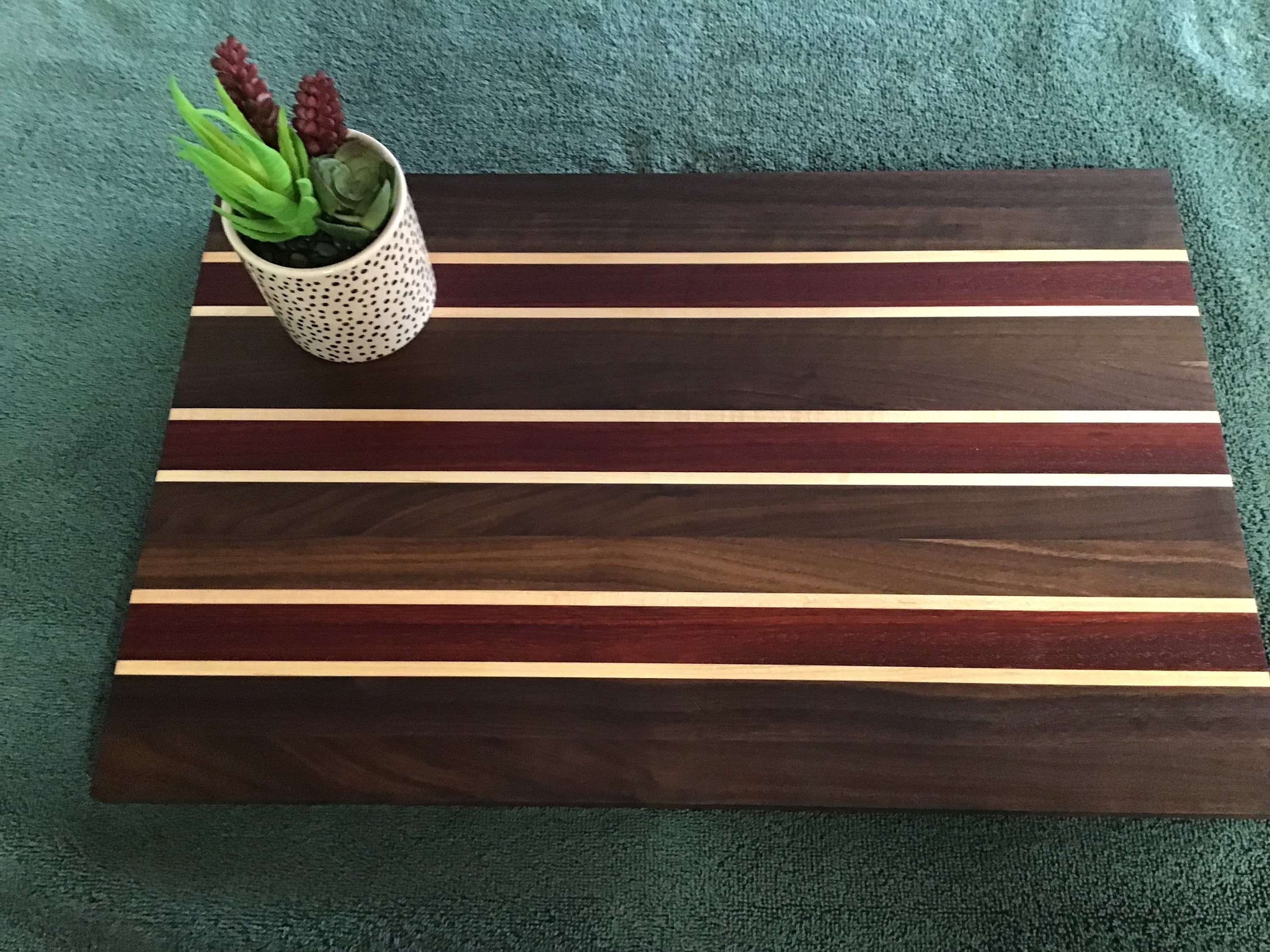 Padauk Wood Cutting Board with Walnut and Maple Borders – DPCustoms