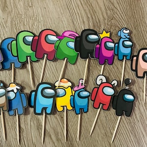 Among Us cupcake topper (12)