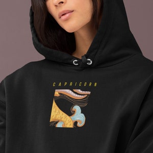 Capricorn printed hoodie with sequins new arrivals