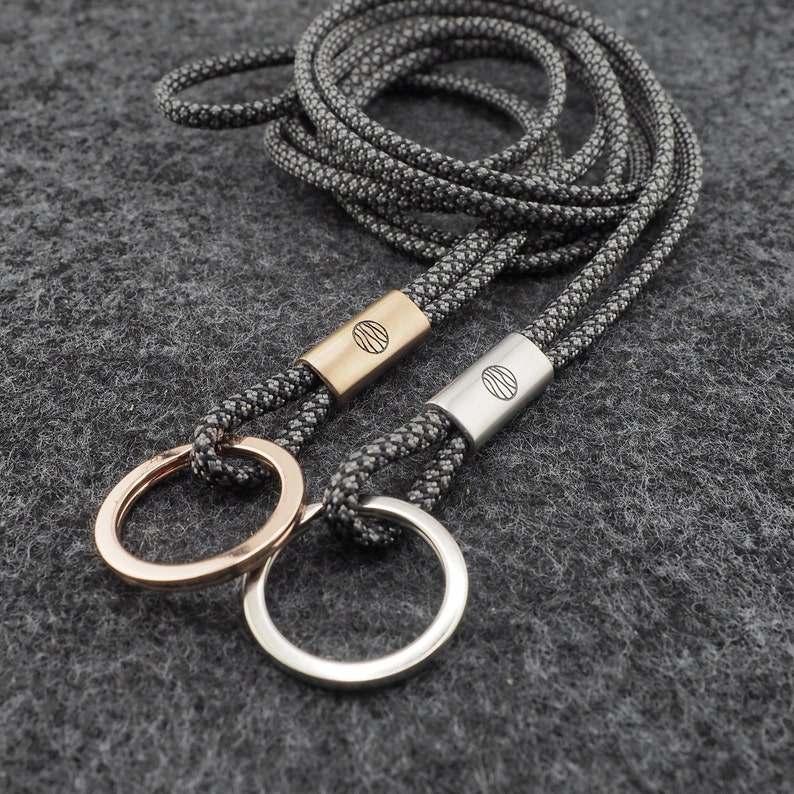 Schlüsselband mit Zwischenstück in roségold o. silber, Namengravur auf Wunsch, Hand Made for YOU & FRIENDS Blackgrey