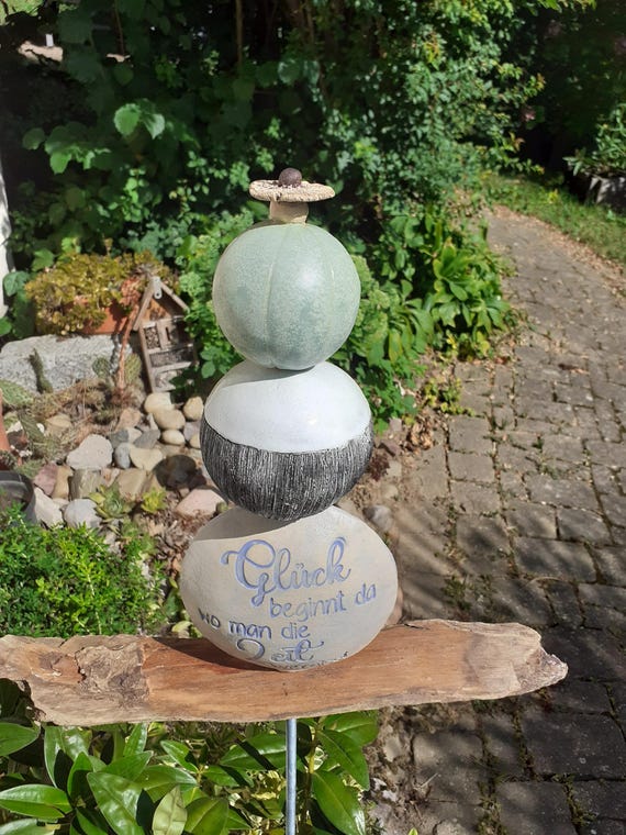 Gartenstele Stele für Garten Einzelne Stelenelemente Landhausstil Kugeln Ornamente Keramik Ton