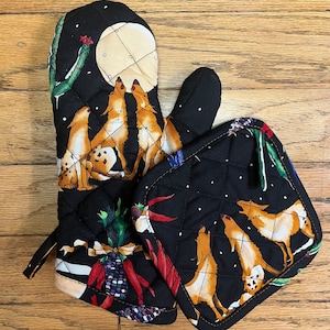 Coyotes and the Moon, Alexander Henry Cotton, Oven Mitt and Potholder, SET