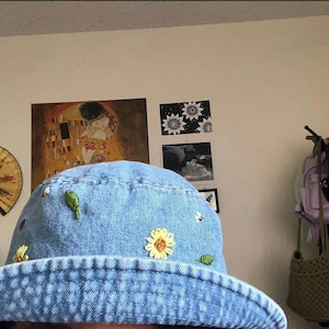 Yellow Daisy denim bucket hat with bees